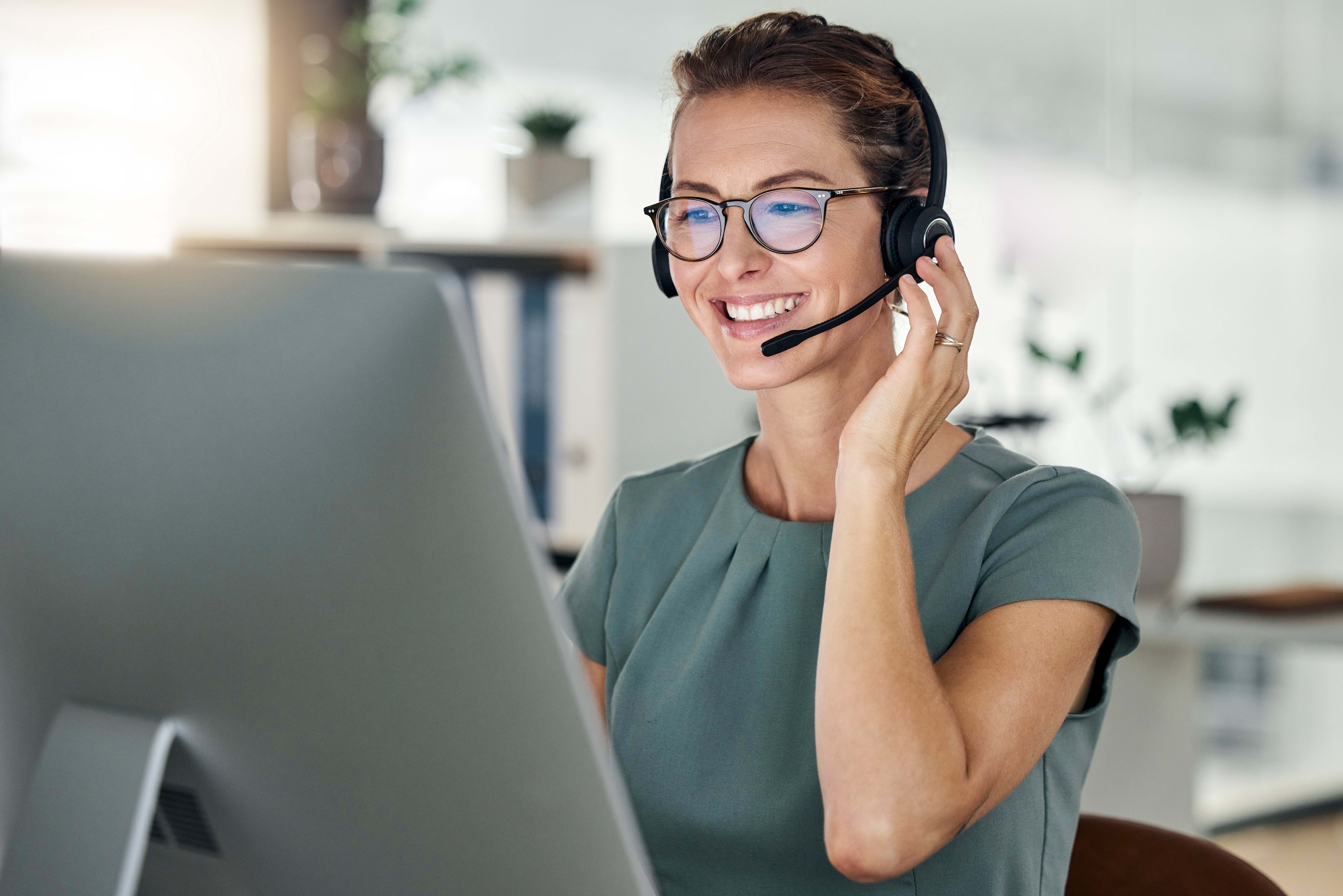 ase hotline kundeservice medarbejder